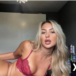 NATALIA, Kempston escorts