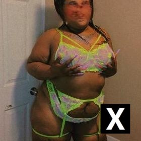 KAtora Kandy, Urbana escorts