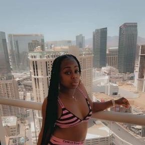 Nicole, Kernersville escorts