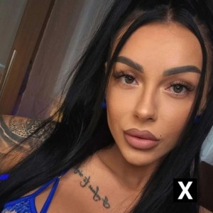 Anna, Riding Lea escorts