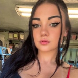 Annah, Vancouver escorts
