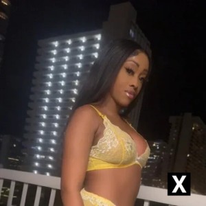 Lia, Waipahu escorts