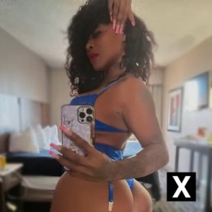 Crissypoo, Culver City escorts