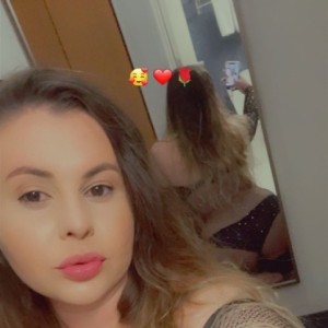 Courtney, Menifee escorts