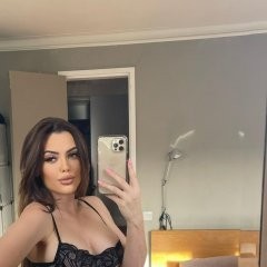 Chloe, Wymondham escorts