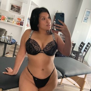 Alaynam, Marana escorts