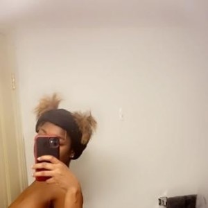 Kayla, Pontiac escorts