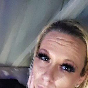 Lovely, Largo escorts