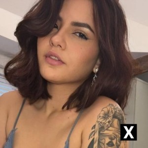 Aline, Norwich escorts