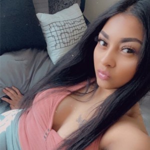 Liahanya, Chatham-Kent escorts