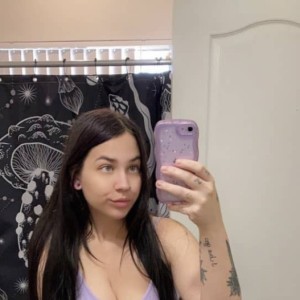 Inès, Zagreb escorts