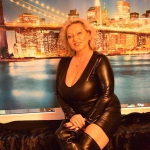 Helga, Wilhelmshaven escorts
