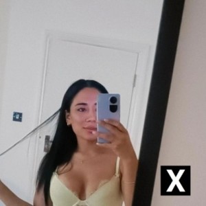 Tami, Hayes escorts