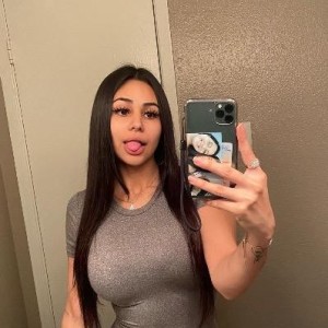 Lola, Torrington escorts