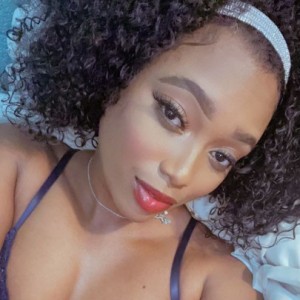 Amina, Duluth escorts