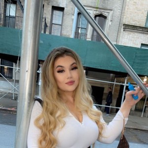 Sevyn, Hesperia escorts