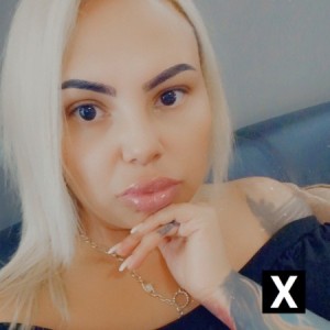 Briana, Zwickau escorts