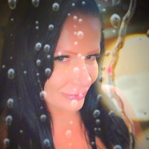 Bella, Casper escorts