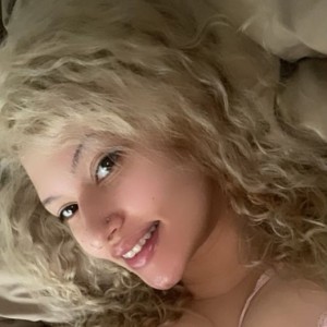 Ali James, Bethesda escorts