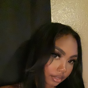 Lani, Gilbert escorts