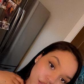 Mia, Grand Forks escorts