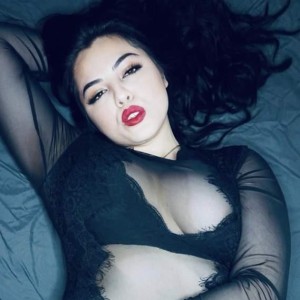 Layla, Clovis escorts