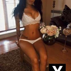 Maria, Lancaster escorts