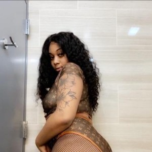 Janelle, Queens escorts