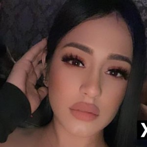 Beily, Hewitt escorts