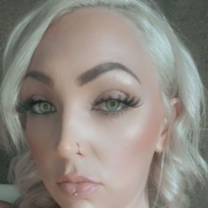 Lexiii, Methuen escorts