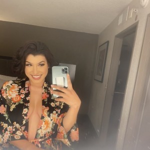 Sofia, Gilbert escorts