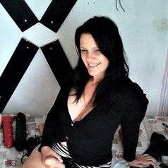 Bia, Reims escorts