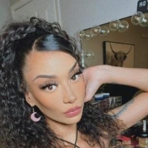 Alisha, Greenfield escorts