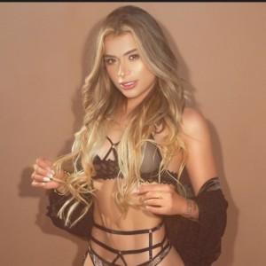 Valery, Perris escorts