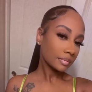 MyaLuvv, Bristol escorts