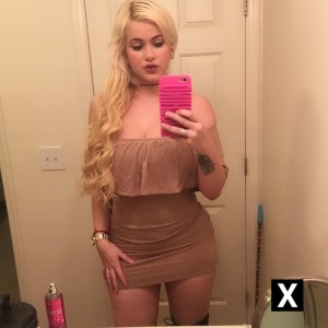 TANIA, Paisley escorts