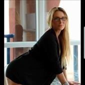 Mia, Airdrie escorts