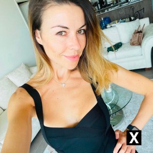 Sharon, Chatham-Kent escorts