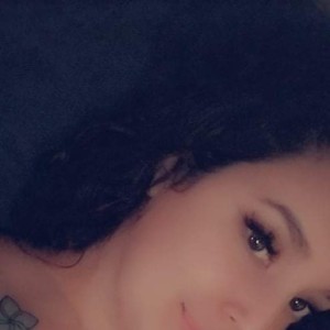 Ava, Everett escorts