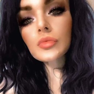 Niki, Columbia MO escorts