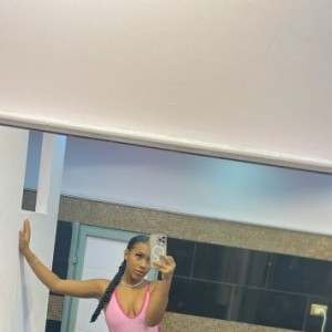 Nichauly, Caro escorts