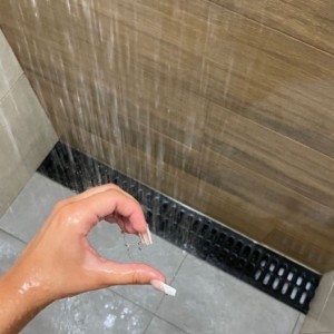 Laylaa, Cathays escorts