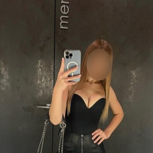 Sveta, Warszawa escorts