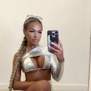 Taylor, Cumming escorts