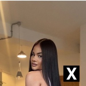 Livia, Leeds escorts