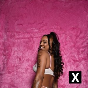Karissa, Clayton escorts