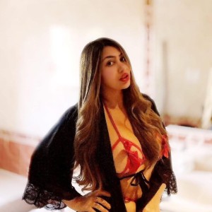 Mia, Benalmádena escorts