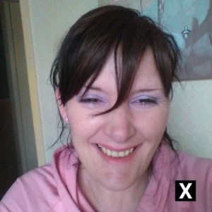 Cherry, Paisley escorts