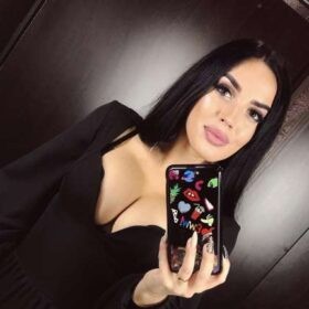 Luna xxx, Elche escorts