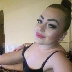 Selena, Aalen escorts